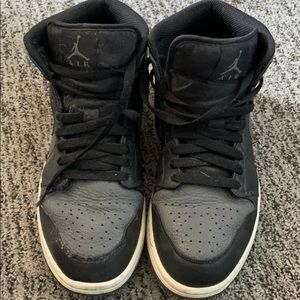 Good condition Jordan ones
